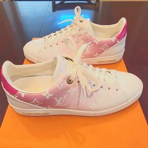 Louis Vuitton Monogram sneakers